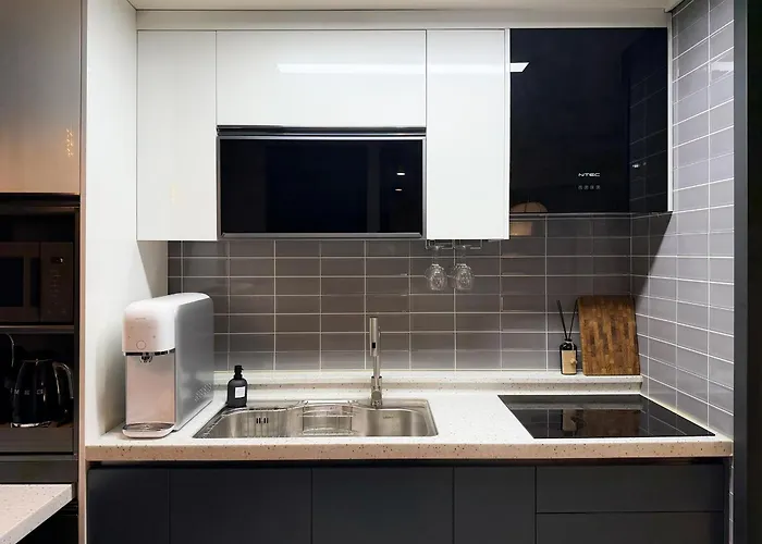 Hue 4 Queen Beds 2 Bath 8pax Near Kspo Dome Appartement Seoel